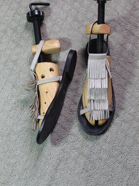 Mingos Size 8 Grey Fringe Accented Flat Sandals